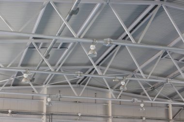Tavan kapalı spor salonu