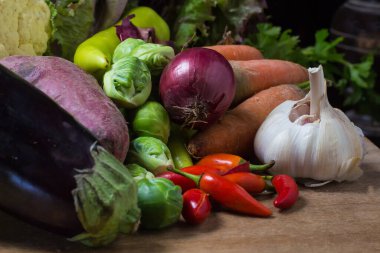 Organik sebzeler - sarımsak, soğan ve diğerleri