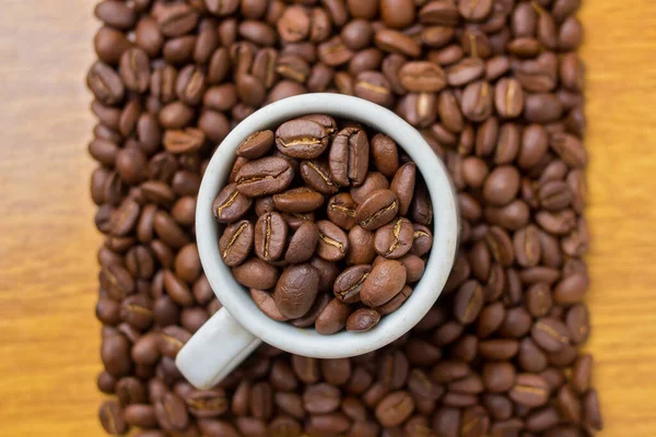 Tasse Mit Kaffeebohnen Quadratisch — Stockfoto