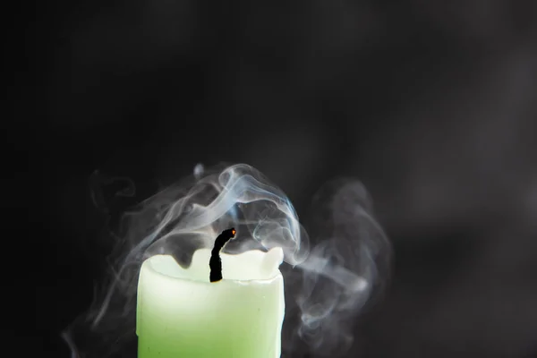 Καπνός Από Κερί Μαύρο Απομονωμένο Φόντο Ένα Ενδιαφέρον Και Παράξενο — Φωτογραφία Αρχείου