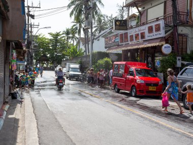 Phuket, Tayland - 13 Nisan 2017: - Songkran Tayland Budist yeni yıl kutlamaları
