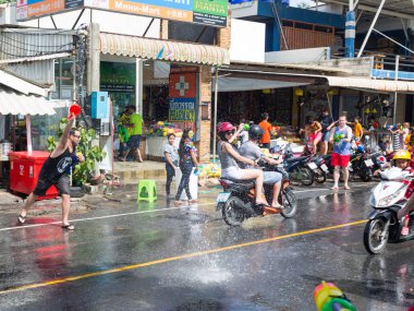 Phuket, Tayland - 13 Nisan 2017: - Songkran Tayland Budist yeni yıl kutlamaları