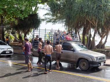 Phuket, Tayland - 13 Nisan 2017: - Songkran Tayland Budist yeni yıl kutlamaları