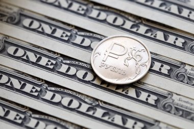 Rus Rublesi sikke bir dolar üzerinde arka plan faturaları