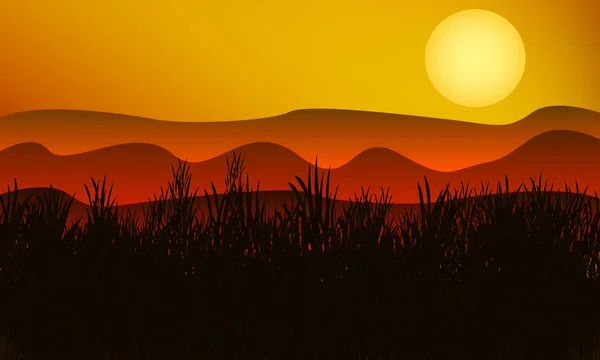 Silhueta de grama em um contexto de montanhas e o pôr do sol —  Vetores de Stock