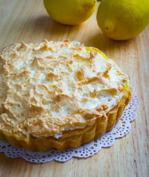 Lemon pie on board — Stock Photo, Image