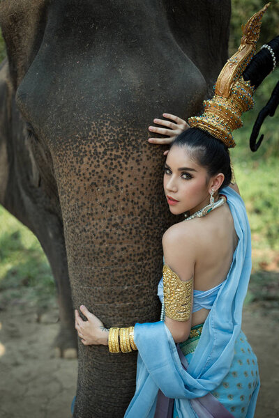 Thai Woman In Traditional Costume 