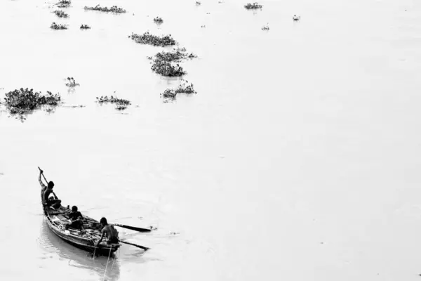 Men Boat Ganga River India — Stock Photo, Image