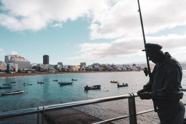 Barcas en el mar en gran canaria