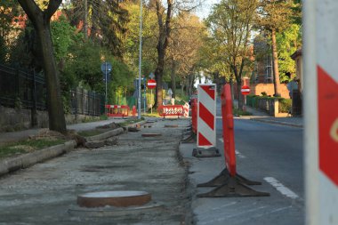 Robot drogowe naprawa ulicy