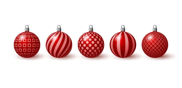 Shiny red Christmas balls set. Winter decoration collection for your design. New year hanging ball balls with ornament vector set isolated on white. Realistic decorations — Stock Vector