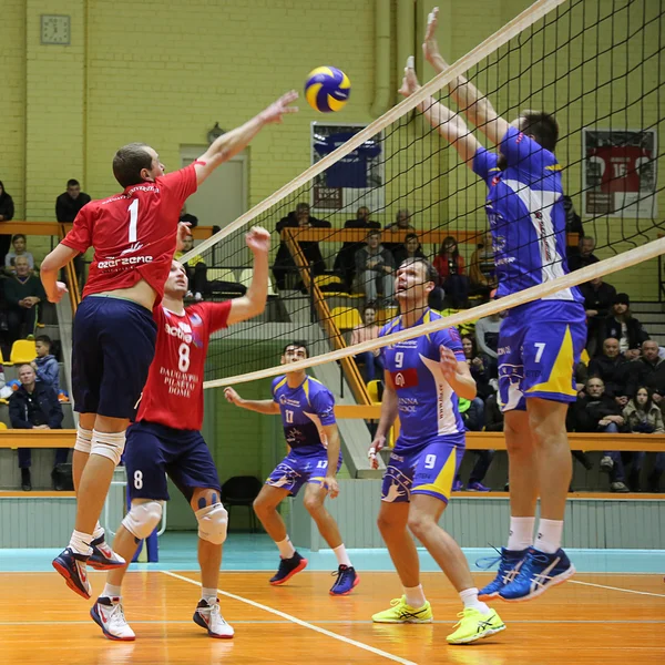 Game episode in a volleyball match — Stock fotografie