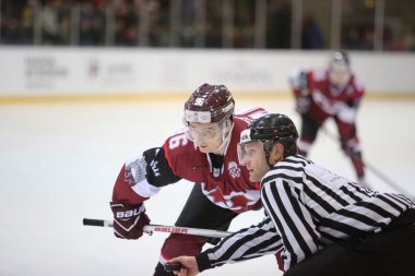 Bir hokey maçı oyun an
