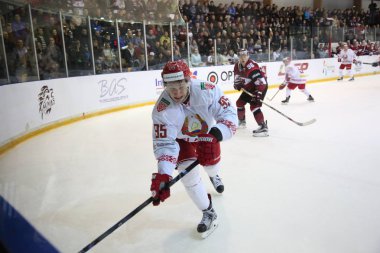 Bir hokey maçı oyun an