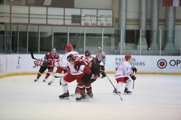 Le moment d'un match de hockey — Photo