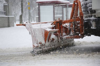 Kar temizleme aracı kar kaldırma