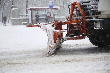 Kar temizleme aracı kar kaldırma