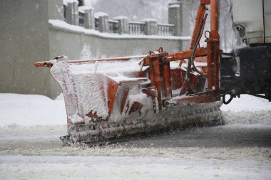 Kar temizleme aracı kar kaldırma