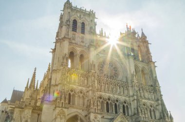 Ünlü Notre-Dame de Paris, Ortaçağ Katolik Katedrali, Paris