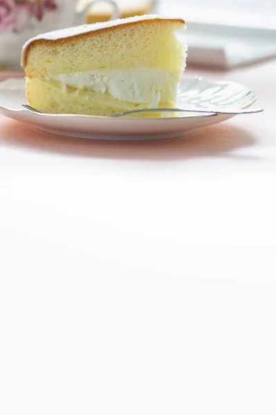 Tasty Cake Lemon Mint — Stock Photo, Image