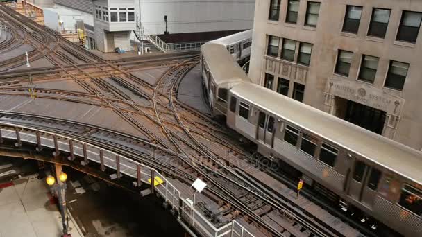 Metro elevado em Chicago Loop Financial District — Vídeo de Stock