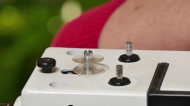 Dikiş makinesi hazırlama terzi