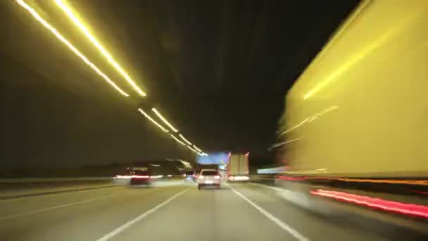 Motorväg raseri kamera bil hög hastighet 4k — Stockvideo