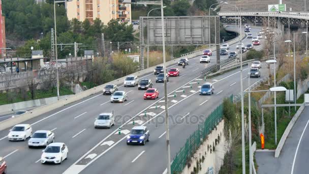 Highway Traffic Cars Driving Elevated Point View Multiple Lane Speedway — Vídeo de Stock