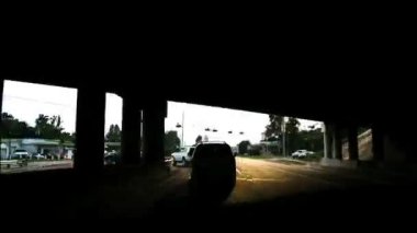 Road Rage yüksek sürüş hızı Florida sokakları ve Karayolları yaz aylarında sürüş Florida.Time sukut içinde. Çok güzel, yüksek-enerji bize yollar zaman atlamalı. Video arka plan için iyi. Araba sürme, şirket, şehir veya ABD'de kentsel bakış harika