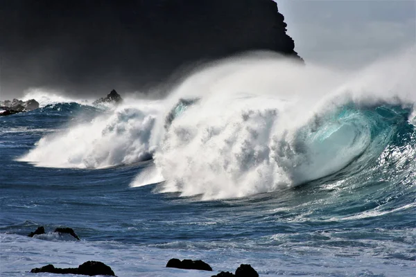 Golven Breken Aan Kust Van Tenerife Canarische Eilanden Spanje Zeegezicht — Stockfoto