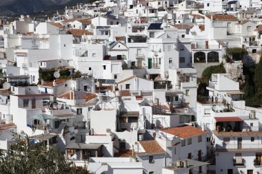 Mlaga, Andaluca, İspanya 'nın beyaz köylerinden biri olan Cmpeta' nın Fotoğrafı,