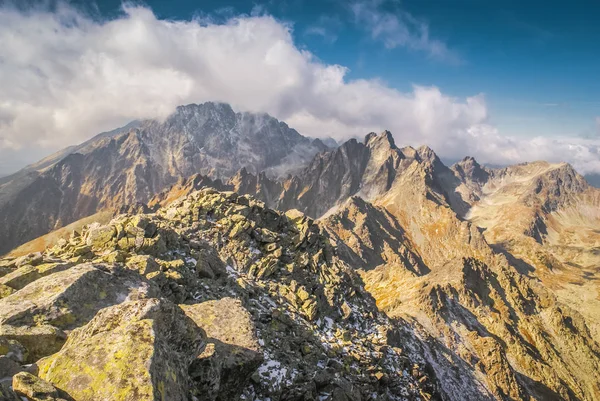 Pico rocoso en Eslovaquia —  Fotos de Stock