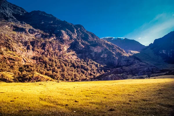 Sonniger tag in peru — Stockfoto