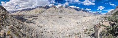Kırgızistan'daki Tien Shan