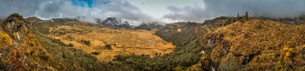 Panorama av vildmark — Stockfoto