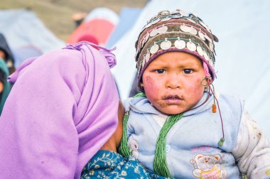 Nepal'de Childs bak