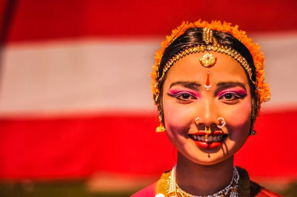 Mulher com piercings em Assam — Fotografia de Stock