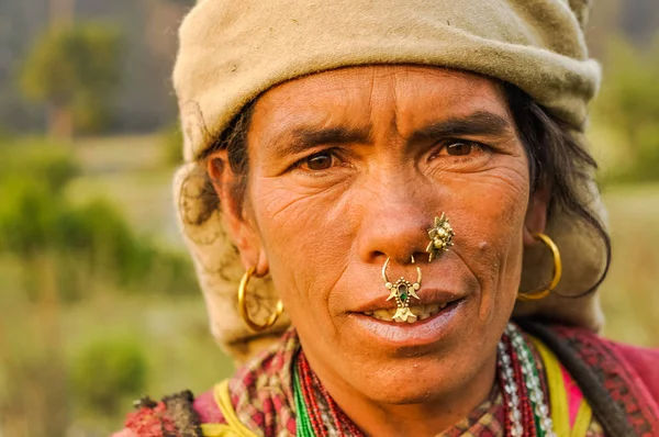 Коричневые глаза Непала — стоковое фото