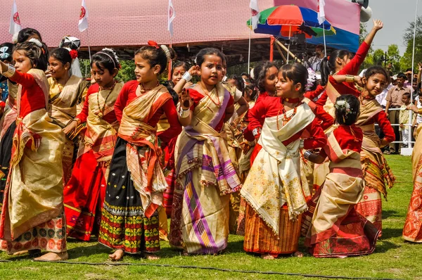 Holky v sárí v Assam — Stock fotografie