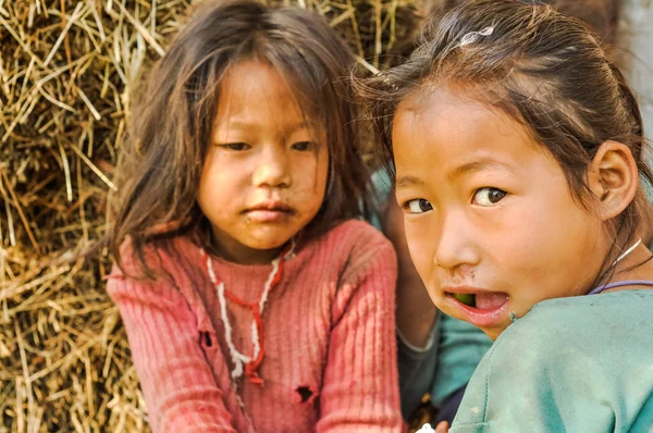 Sorgsna ögon i Nepal — Stockfoto