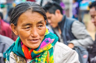 Bihar eşarp kadınla