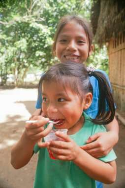 Bolivya'daki puding kızlarla