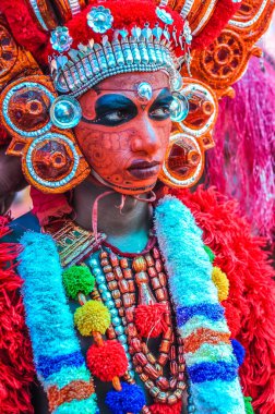 Karmaşık kılık Kerala