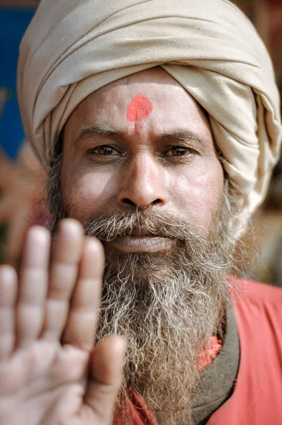 Man with red dot in West Bengal — Stock Photo, Image