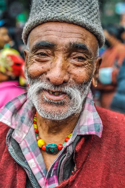 Улыбающийся человек в Бихаре — стоковое фото