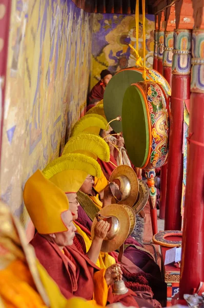 Thiksey Ladakh da törende — Stok fotoğraf