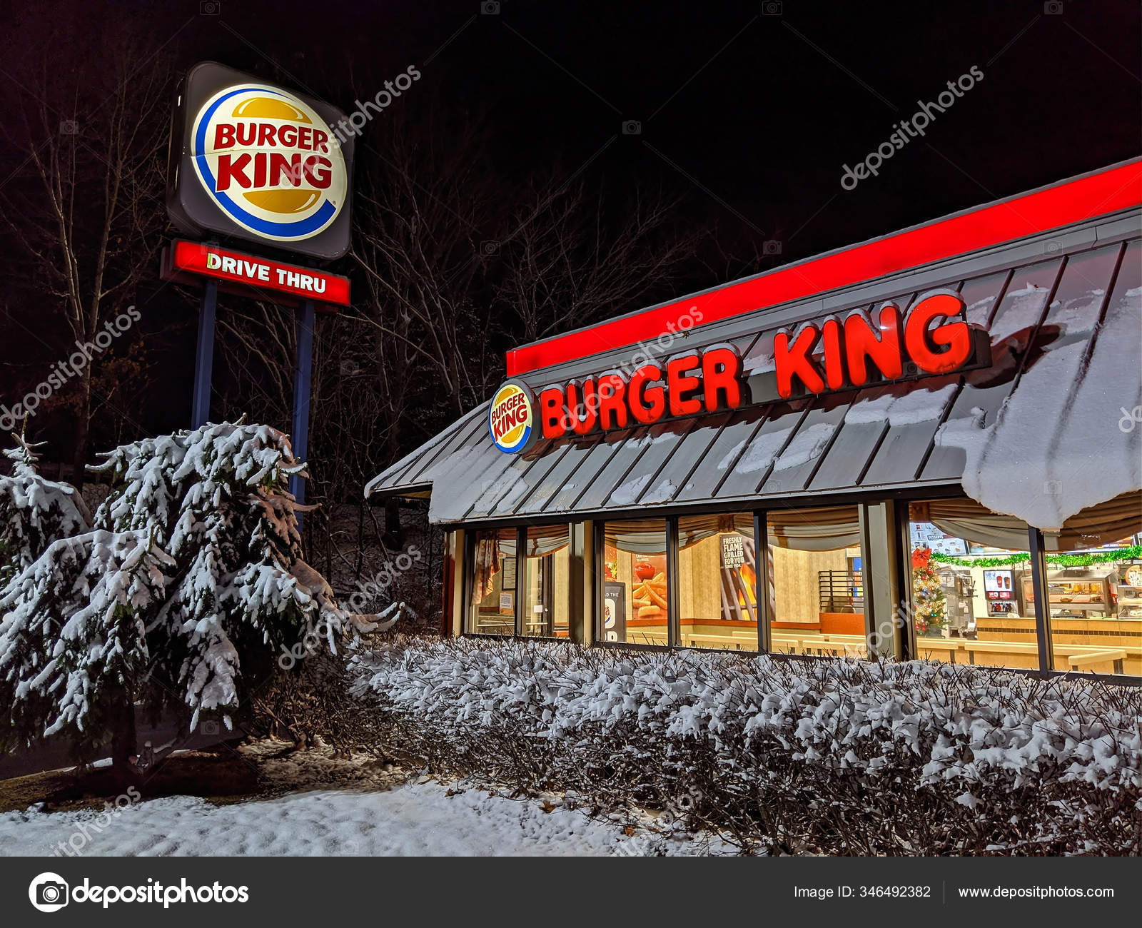 3,976 Burger King Sign Royalty-Free Images, Stock Photos & Pictures