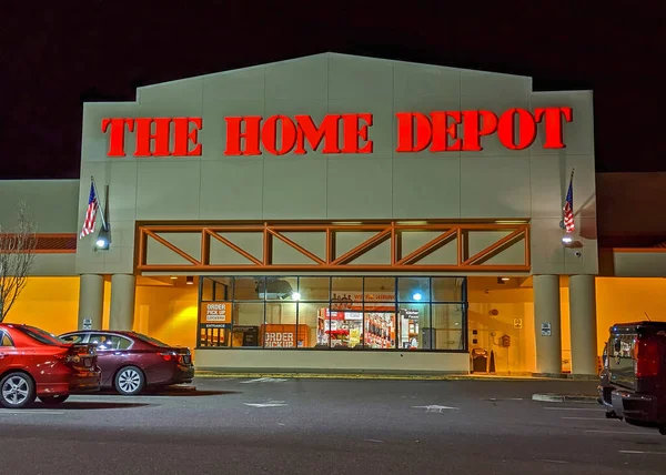 Главный Вход Магазин Home Depot Поздние Ночные Часы — стоковое фото