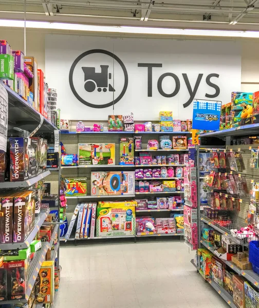 Loja Varejista Walmart Corredor Seção Jogo Brinquedo — Fotografia de Stock