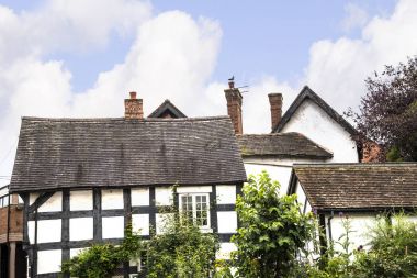 Sandbach pitoresk kasaba Güney Cheshire İngiltere'de yarım müzikholün yazlık